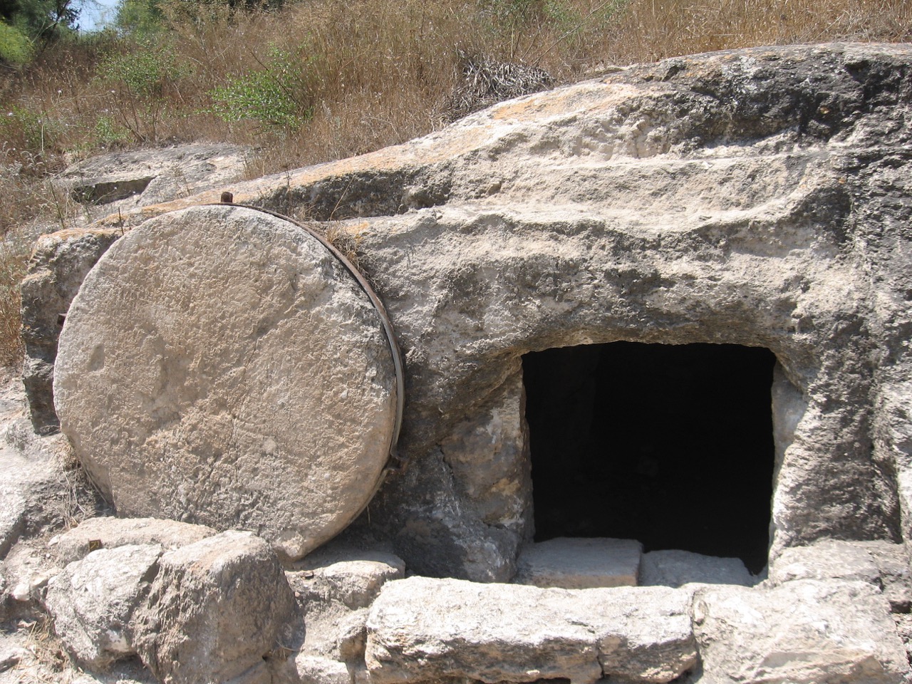 How Much Did The Stone At Jesus Tomb Weigh